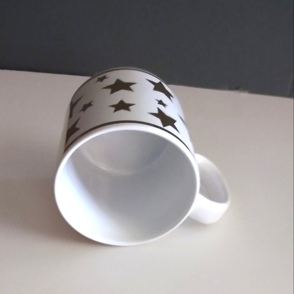 Russ Berries Golden Star Mug - Picture 3 of 7